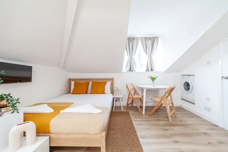 Flat Finsbury Park Road in Greater London