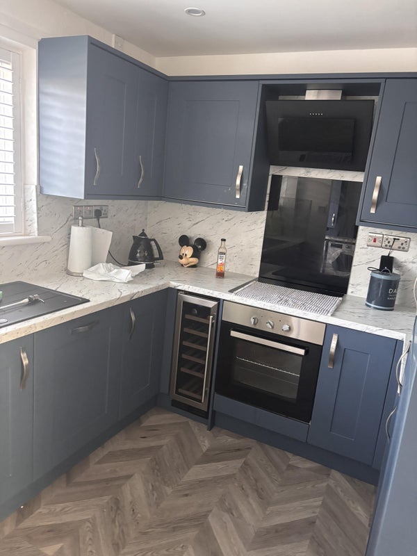 Room Heathside Grove in Salford