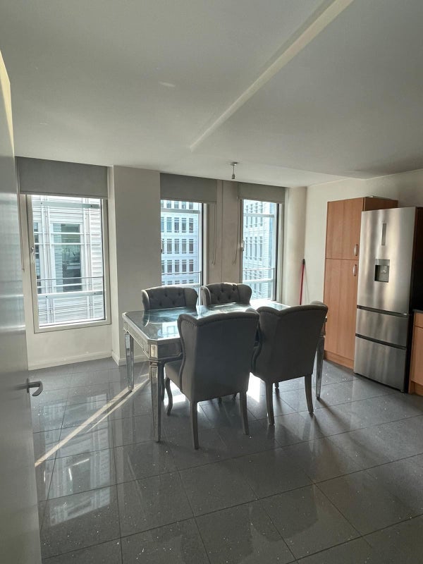 Room Earnshaw Street in Greater London