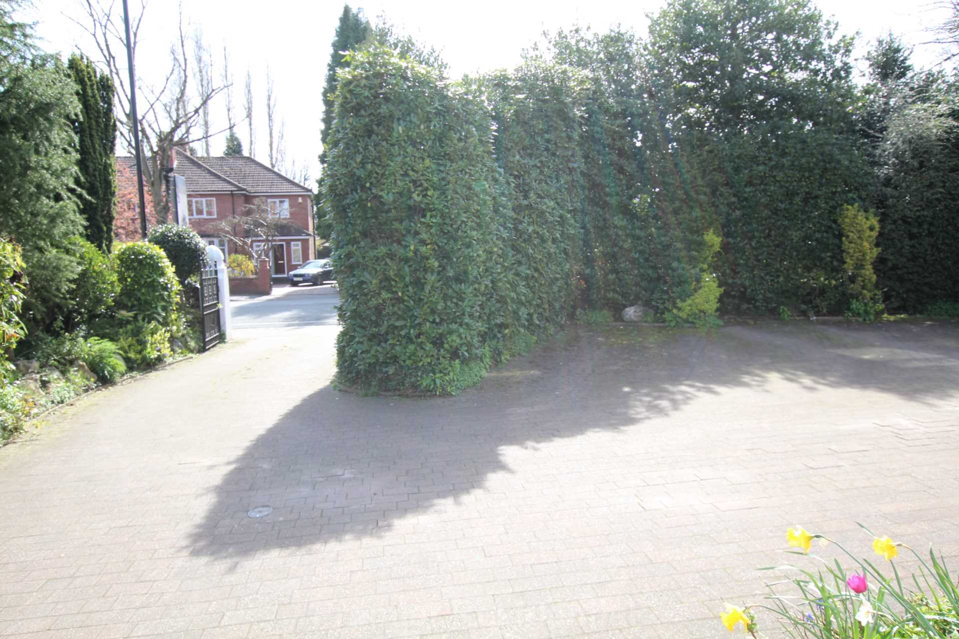 Flat Edge Lane in Trafford