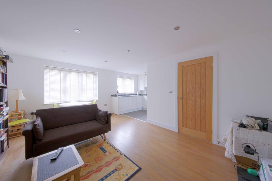 Flat North Town Road in Maidenhead