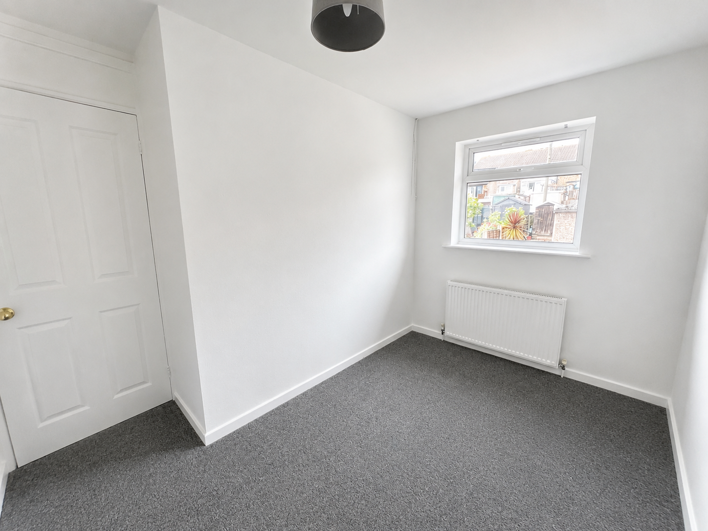 House Gainsborough Way in Wakefield