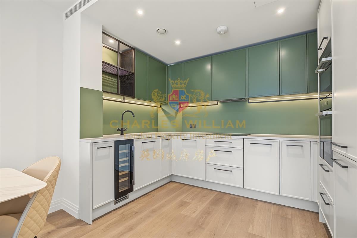 Flat Thurstan Street in Greater London