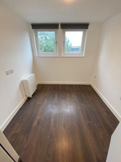 Flat Hengrove Way in Bristol
