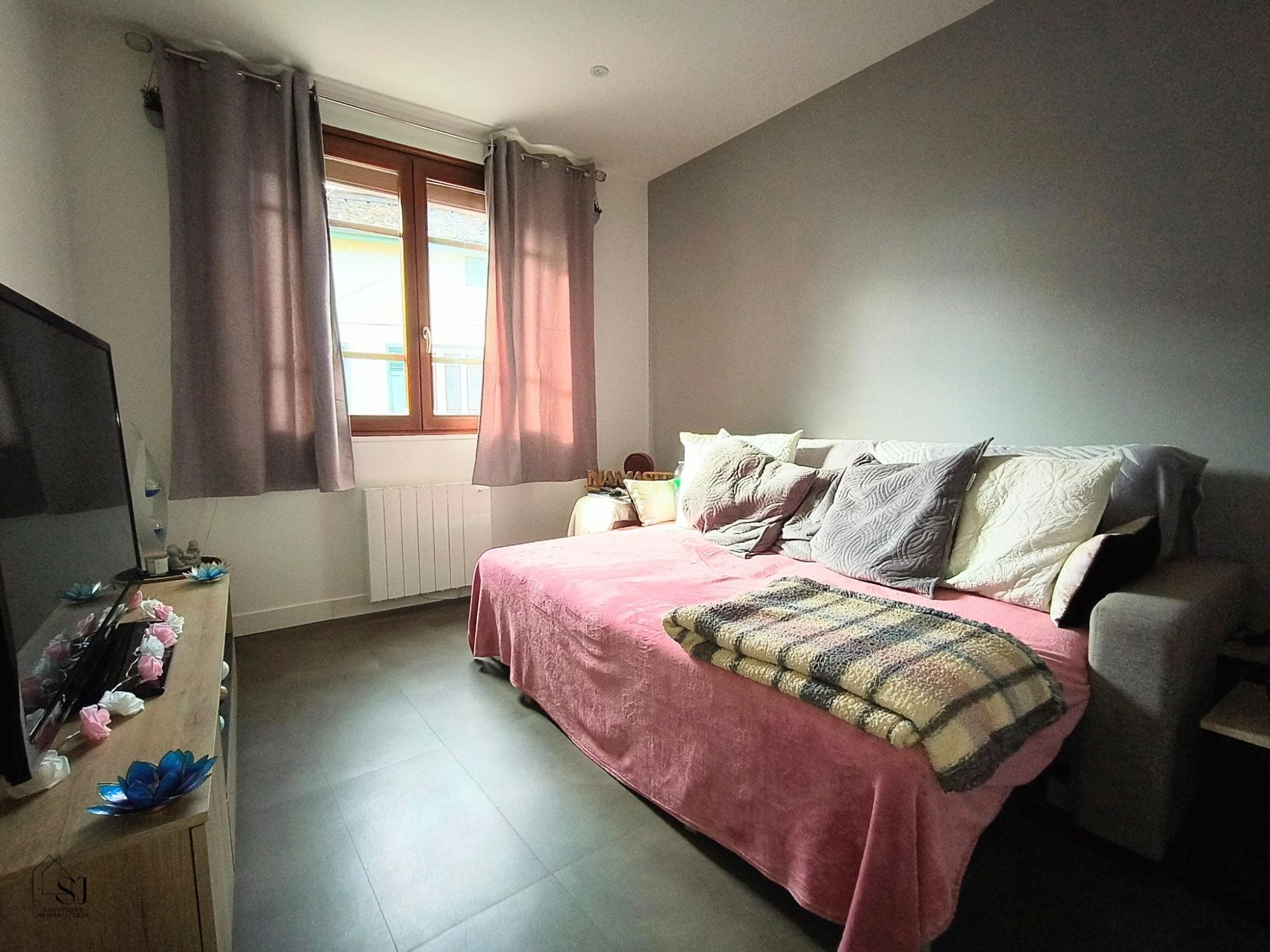House Rue Nationale in Condrieu