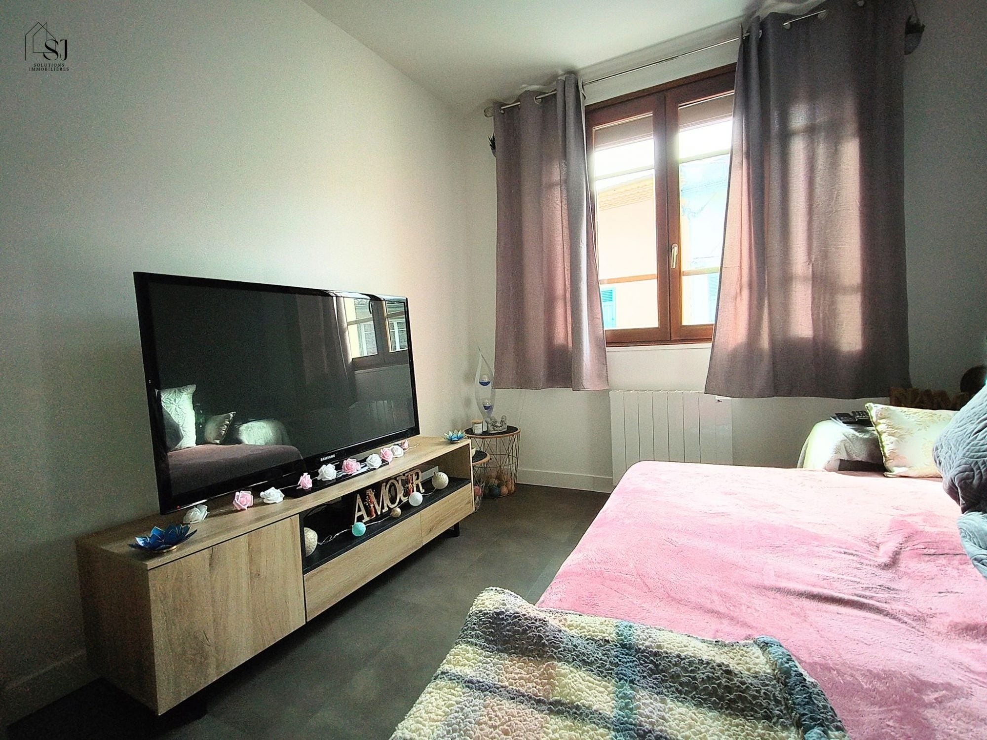 House Rue Nationale in Condrieu
