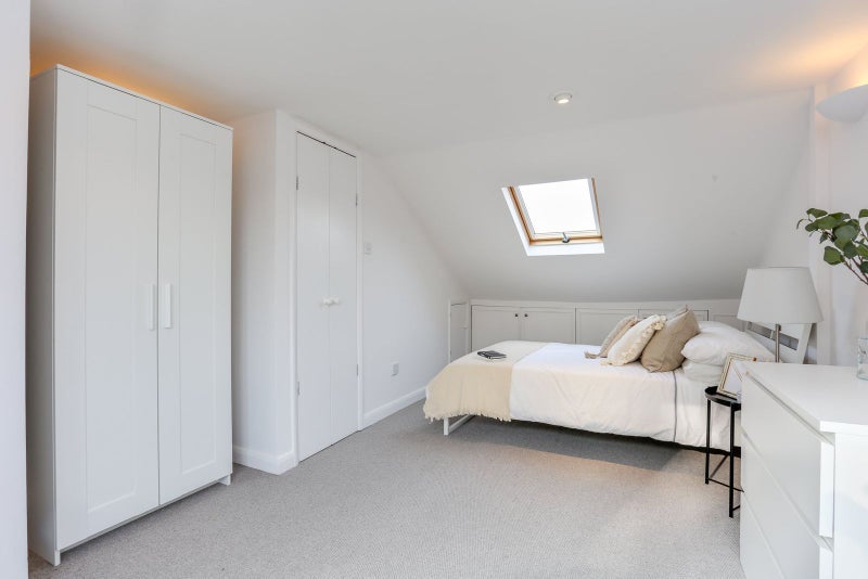 Room Gordon Road in Greater London