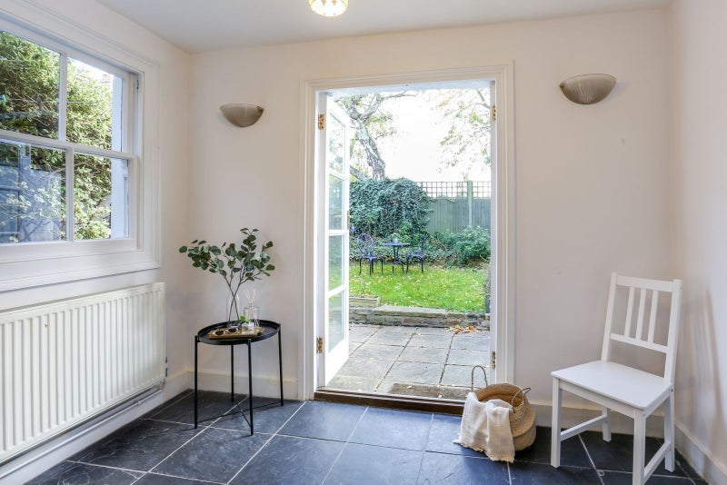Room Gordon Road in Greater London