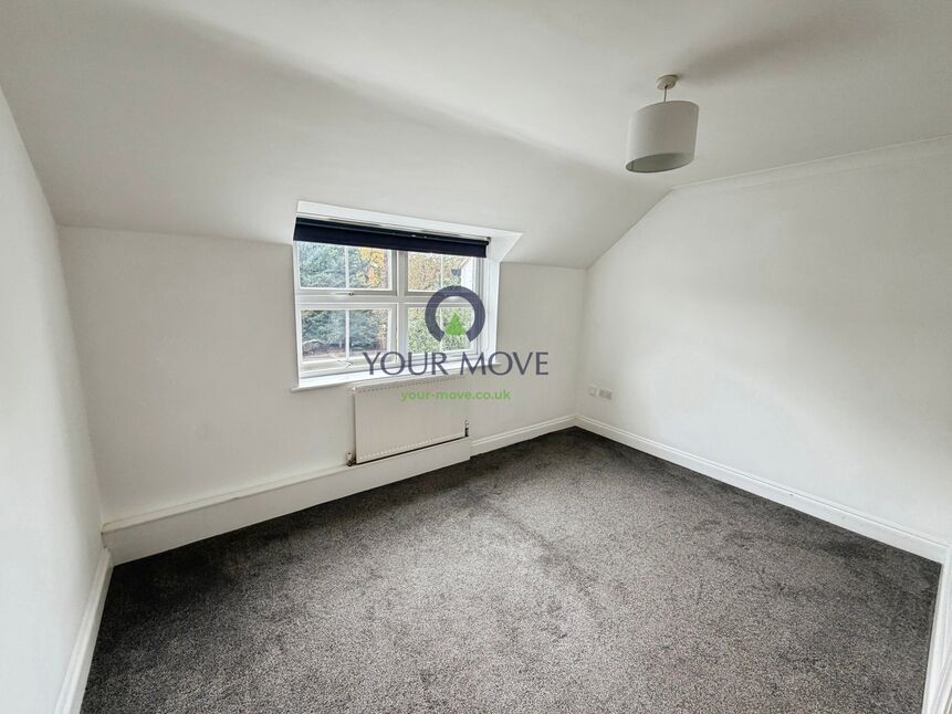 Flat Eaton Road in Greater London