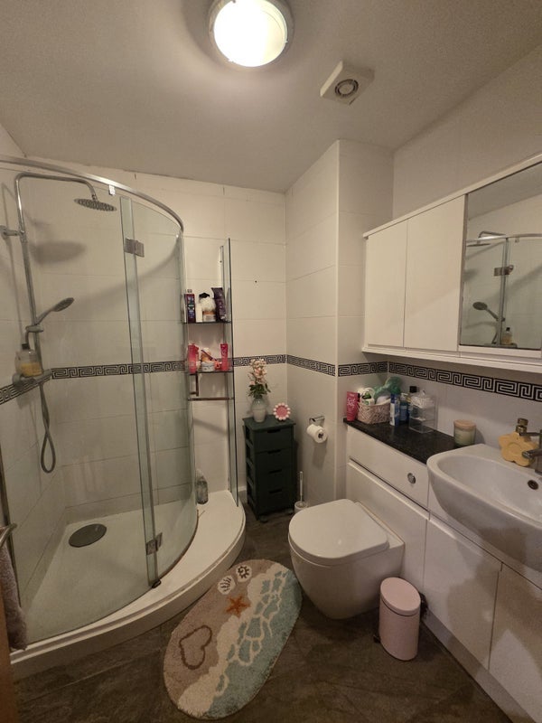 Room Stoneleigh Street in Nottingham