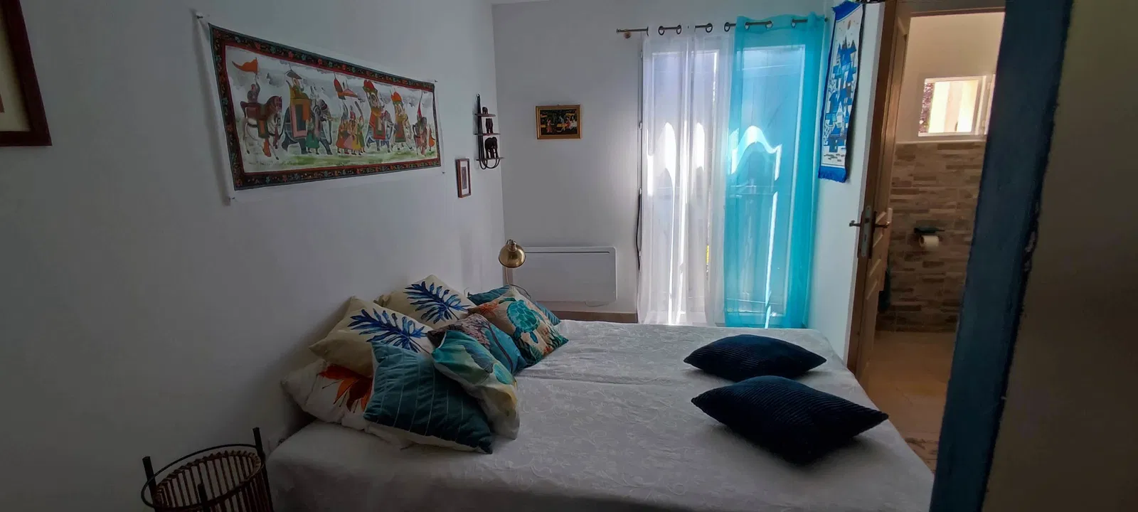 Room Rue Eugène Hustache in Arles