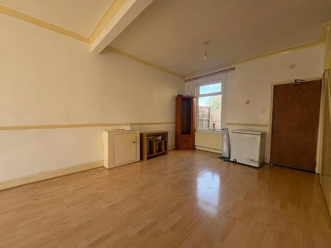 House Raynham Avenue in Greater London