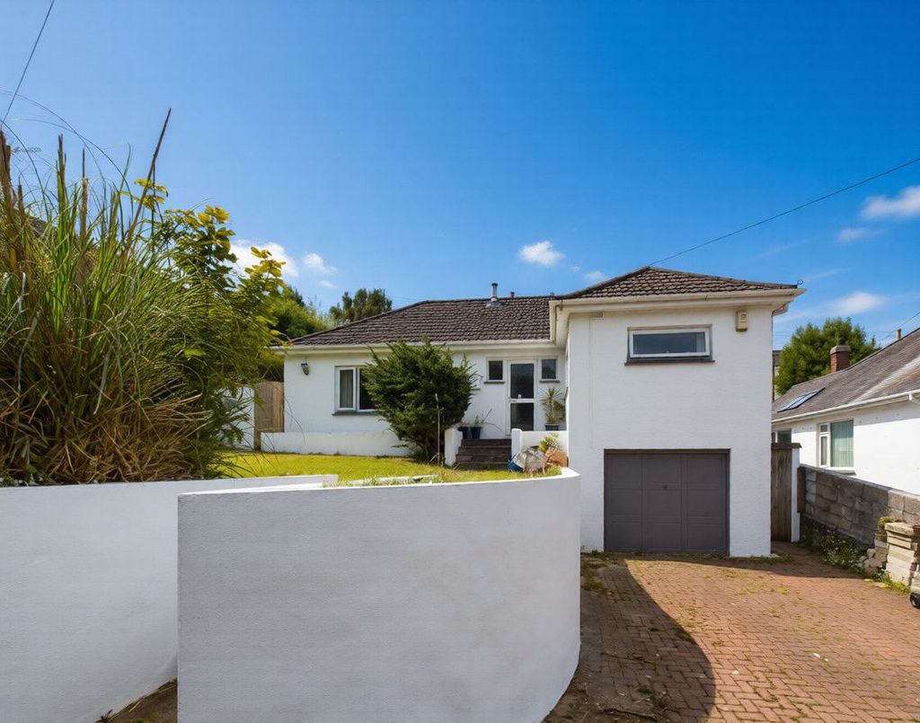 House Dracaena Avenue in Falmouth
