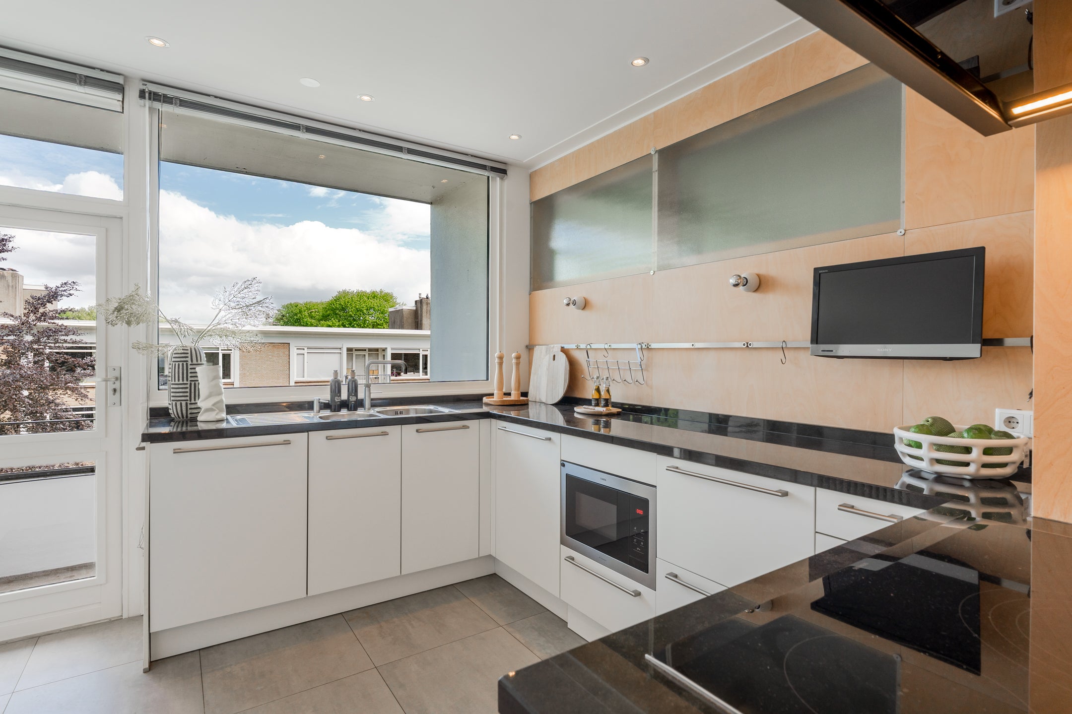 Appartement te huur: Beethovenstraat, Amsterdam