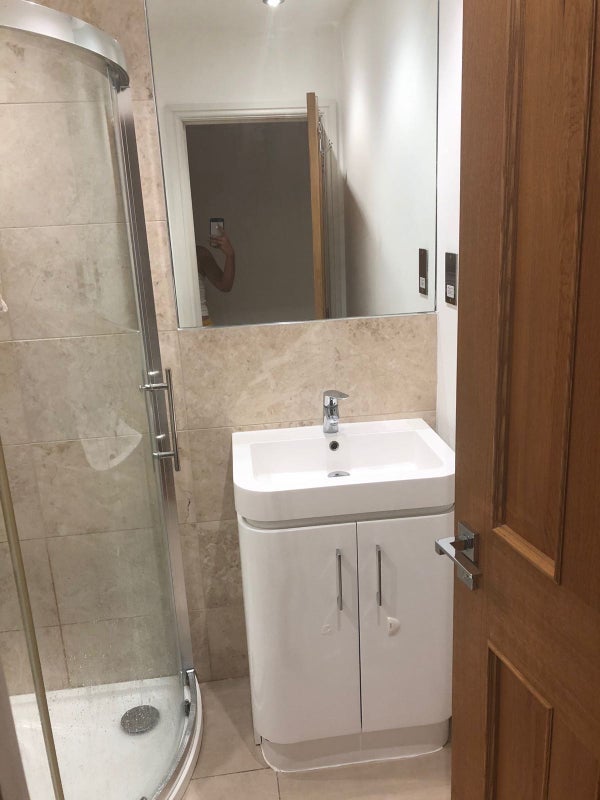 Flat Bromley Road in Greater London