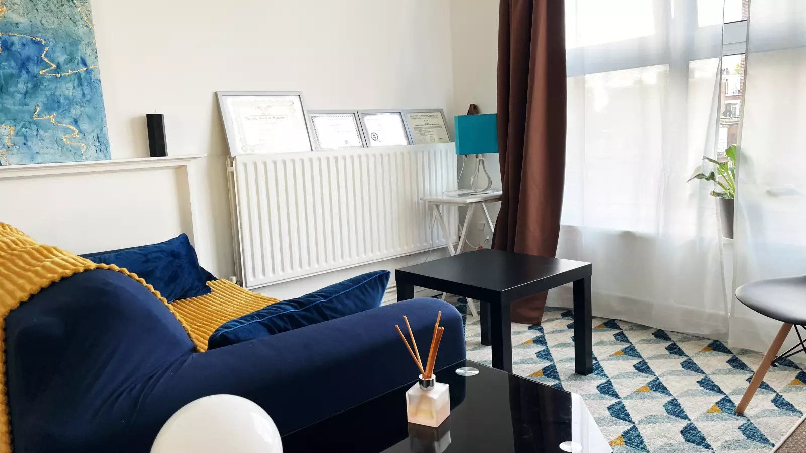 Flat Levehurst Way in Greater London