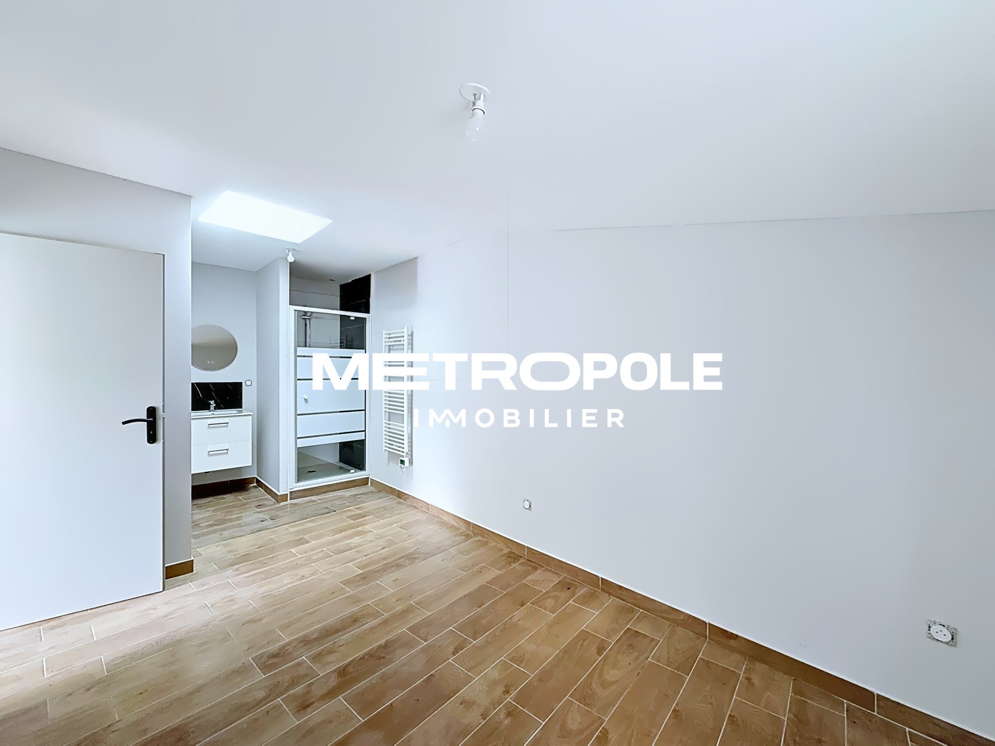 Flat Rue Centrale in Tenay