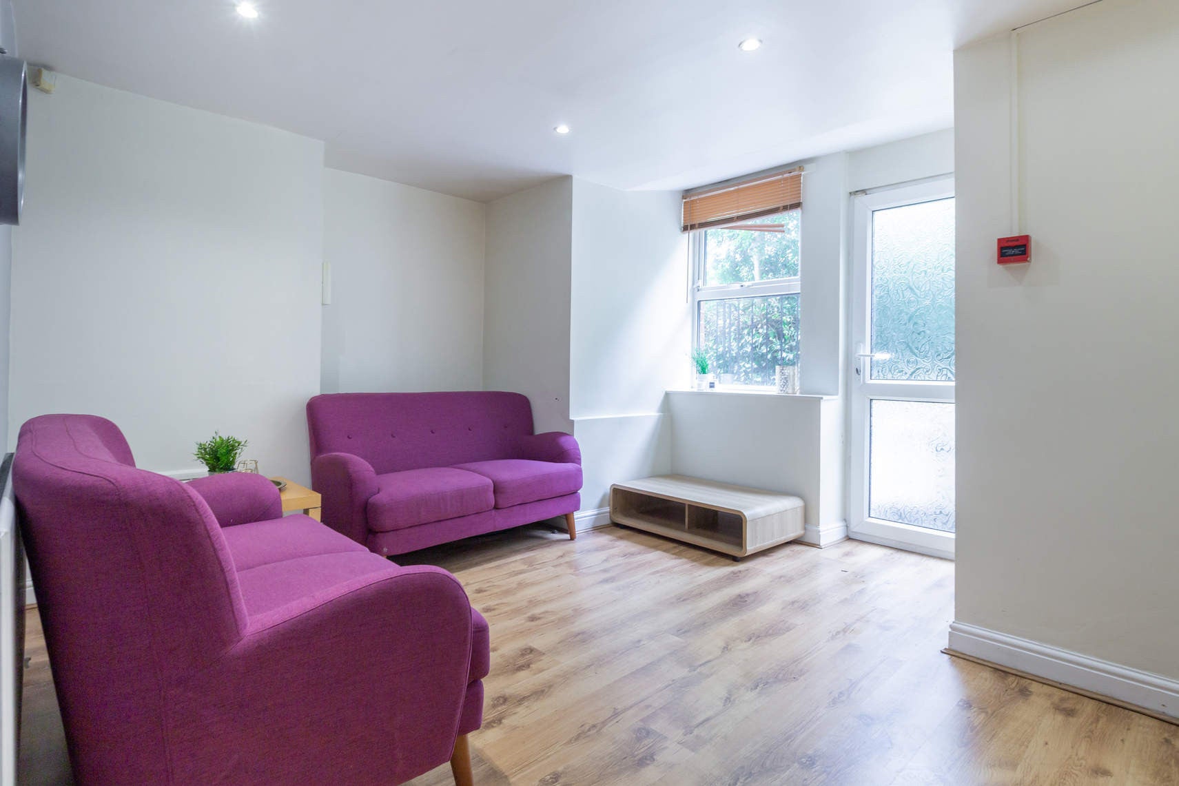 Flat Winstanley Terrace in Leeds