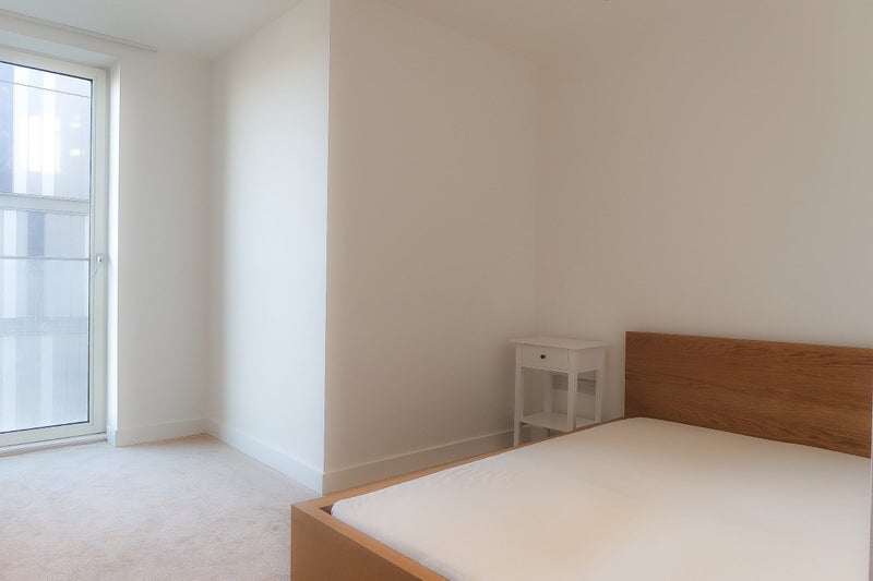 Room Mirabelle Gardens in Greater London
