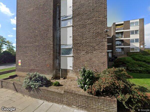 Flat Atherton Heights in Greater London