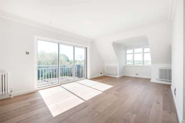 Flat Wyatt Drive in Greater London