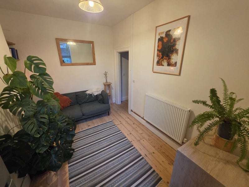Room Bannerman Road in Bristol