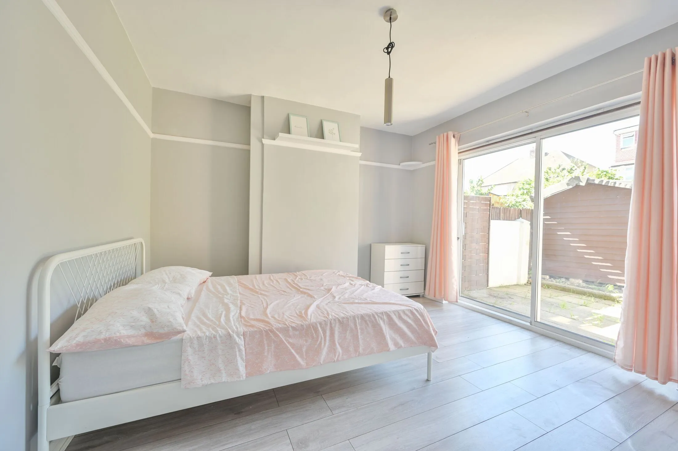 House Braid Avenue in Greater London