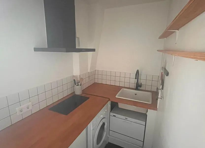 Appartement Rue du Faubourg Saint-Martin à Paris