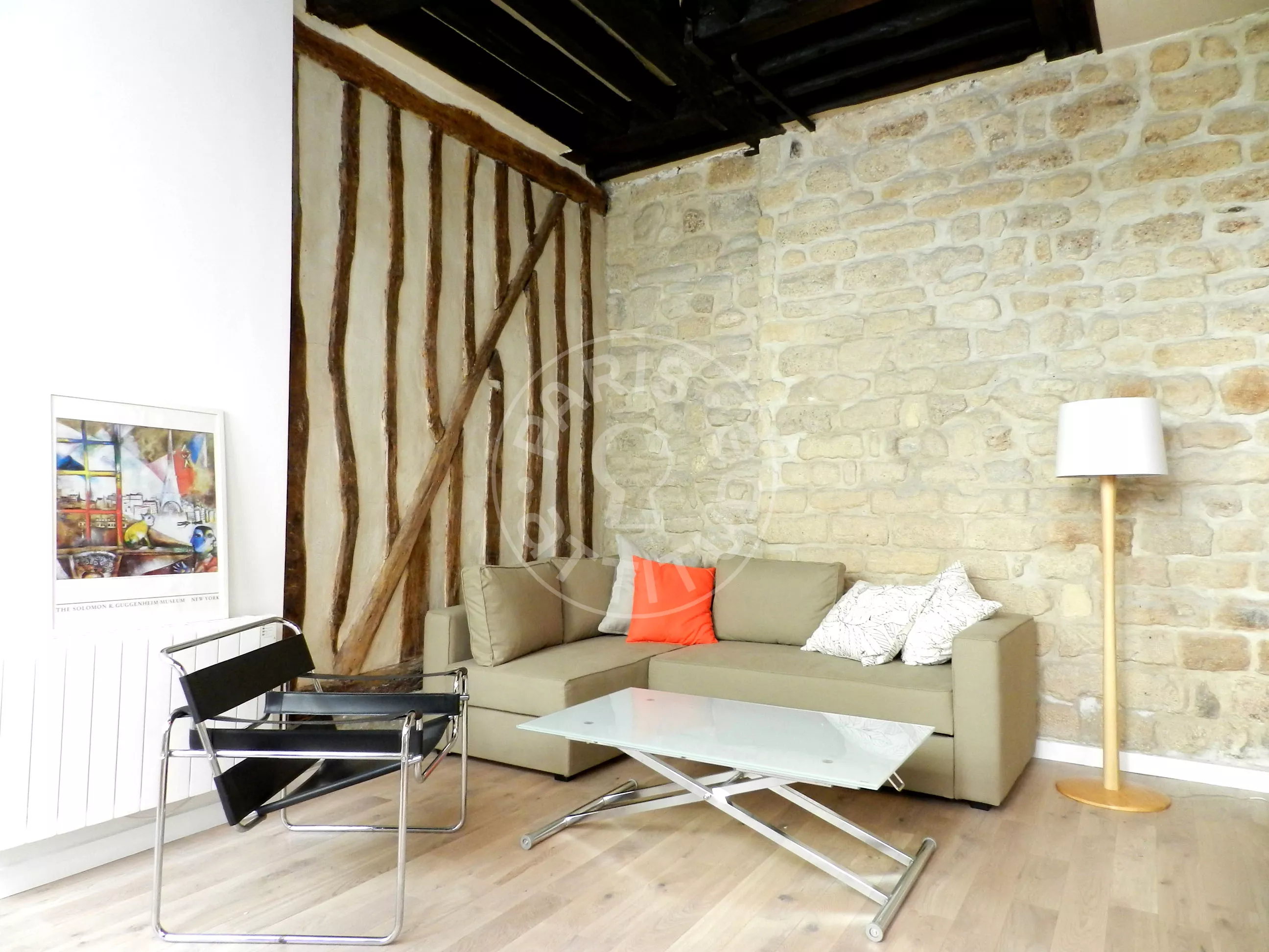 Flat Rue de Charenton in Paris