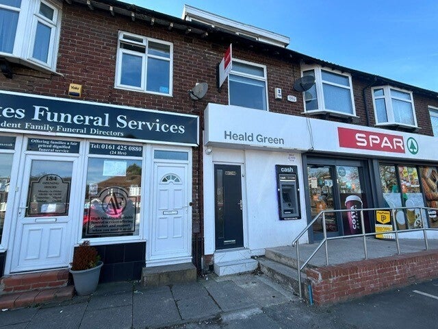 Flat Wilmslow Road in Stockport