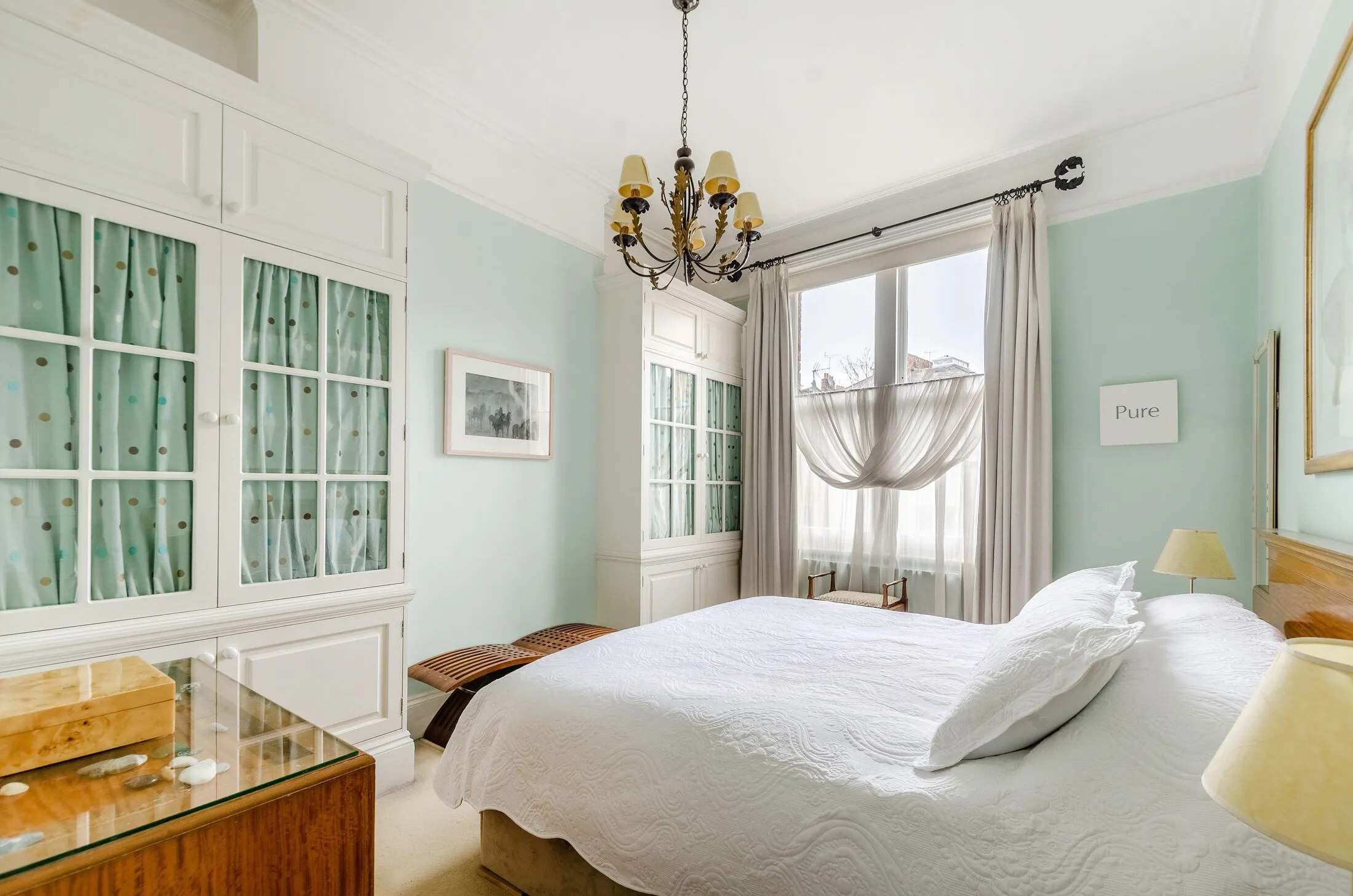 Flat Drayton Gardens in Greater London