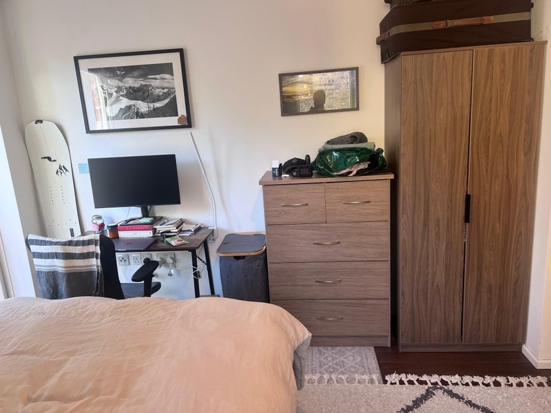 Room Gransden Avenue in Greater London