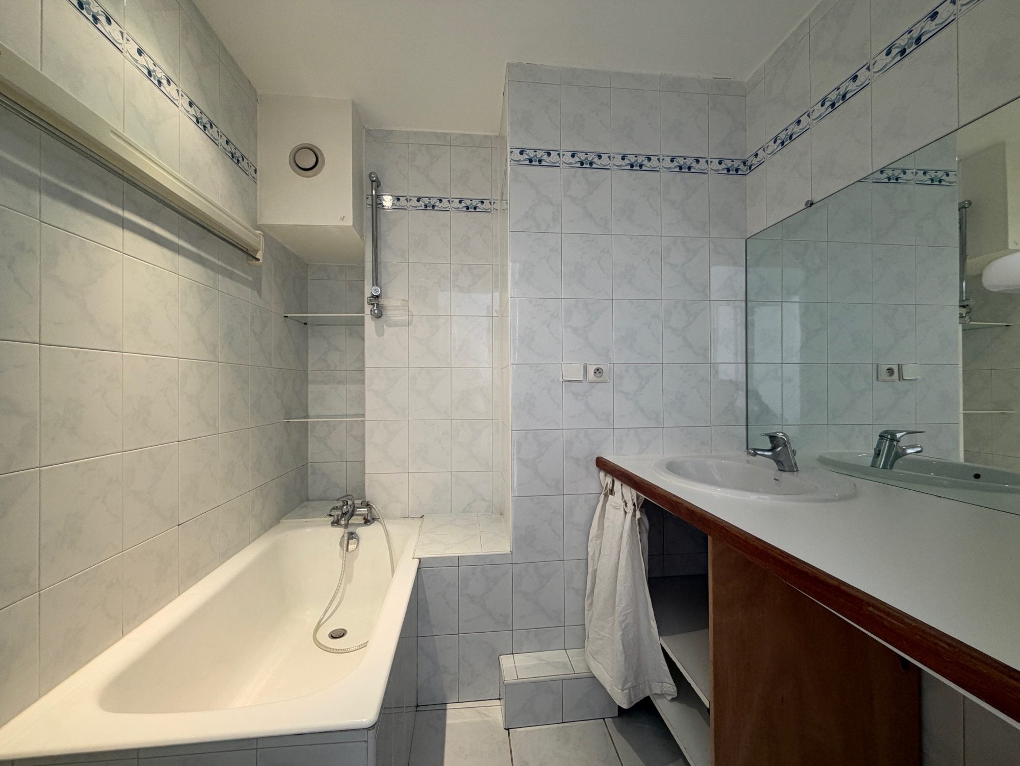Flat Rue Bayard in Grenoble