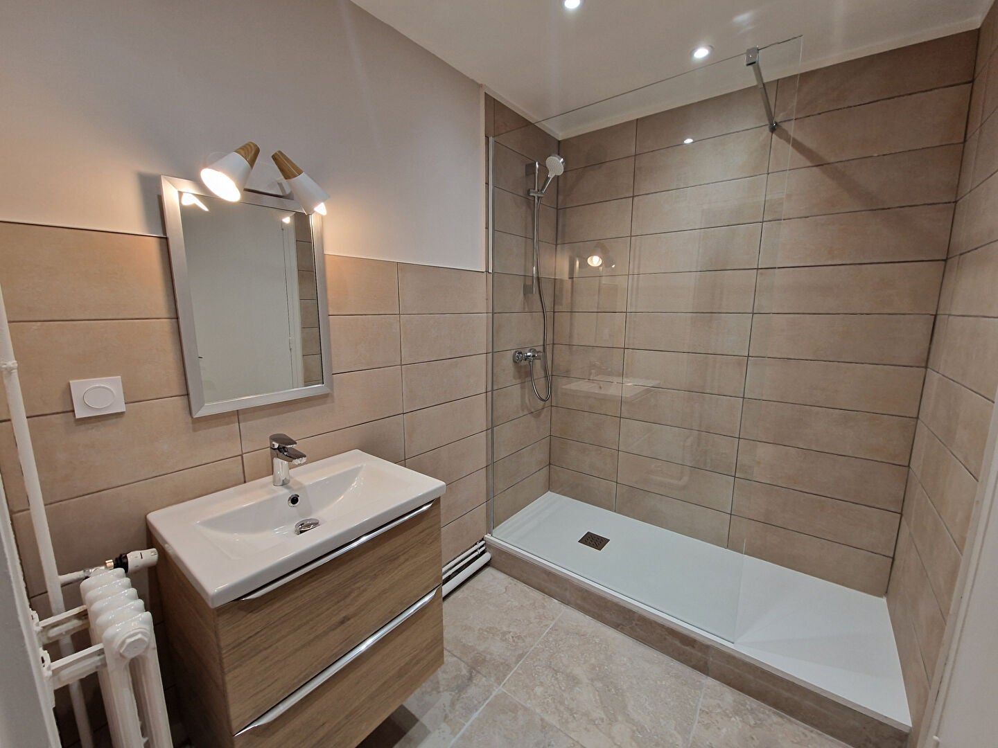 Flat Rue Roger Bastion in Caen