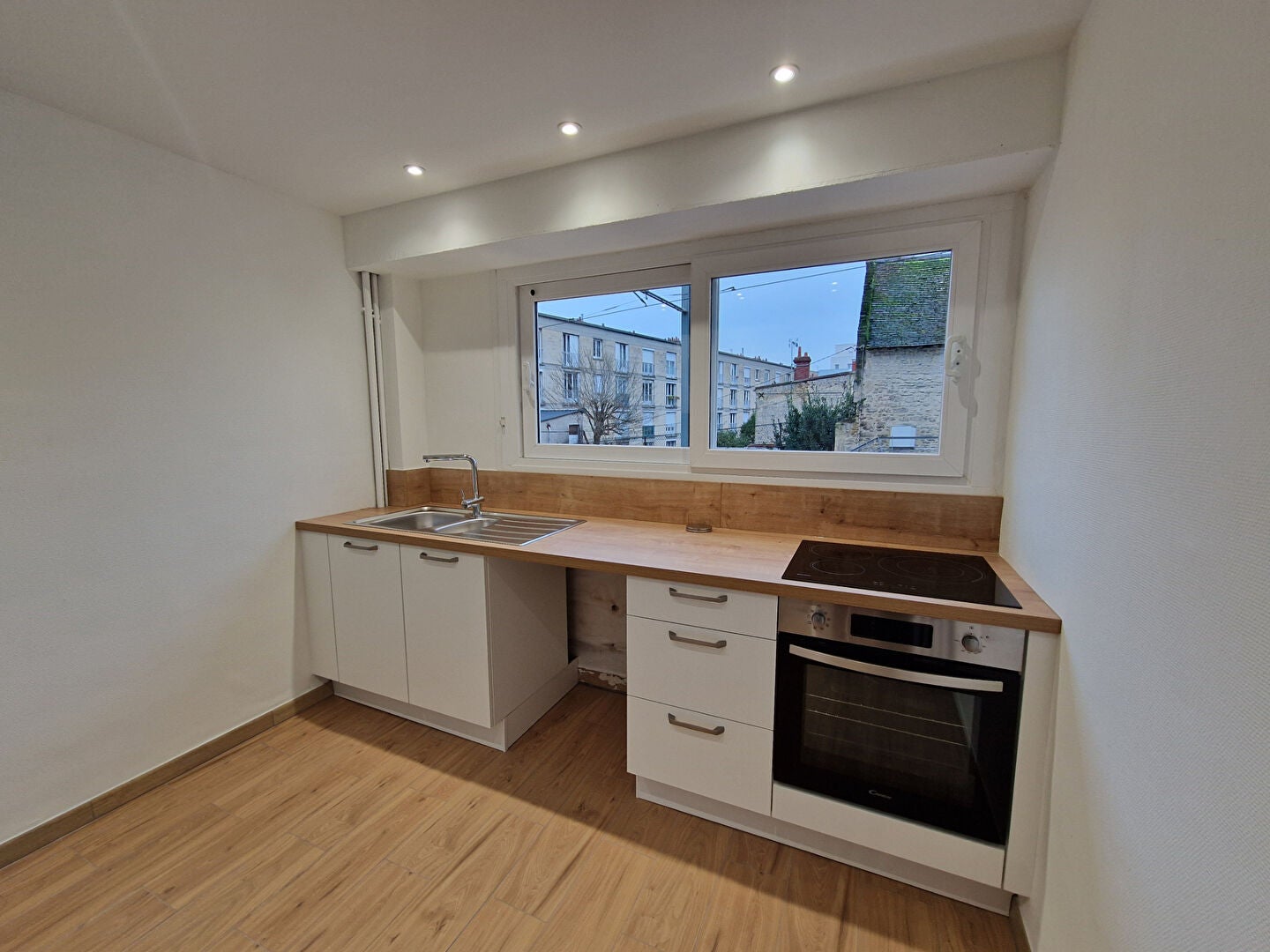 Flat Rue Roger Bastion in Caen