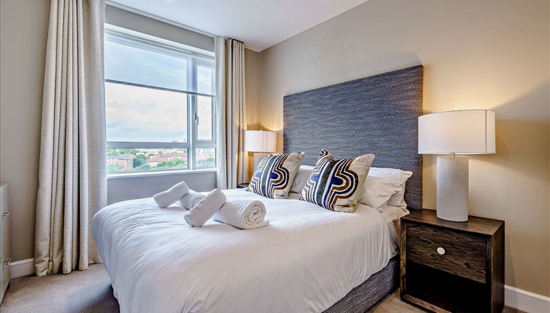 Flat Westferry Circus in Greater London