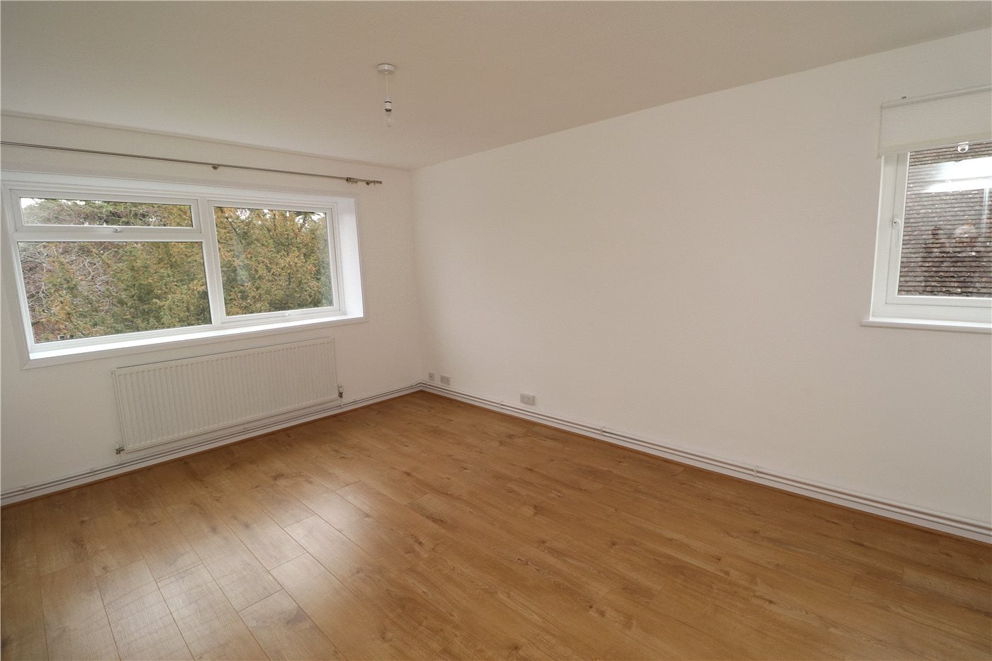 Flat Albemarle Road in Greater London