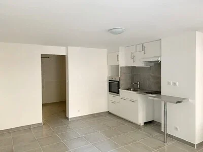 Appartement Rue Garibaldi à Pélissanne