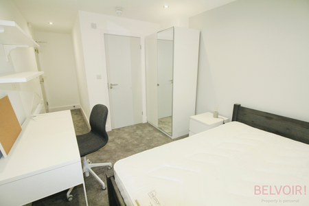 Room Barrique Road in Nottingham