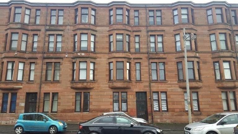Flat Dumbarton Road in Glasgow