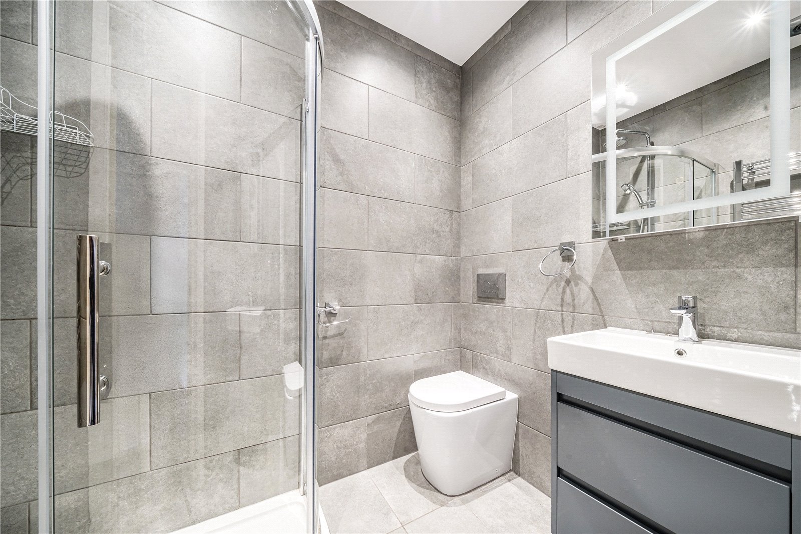 Flat Inverness Terrace in City of Westminster
