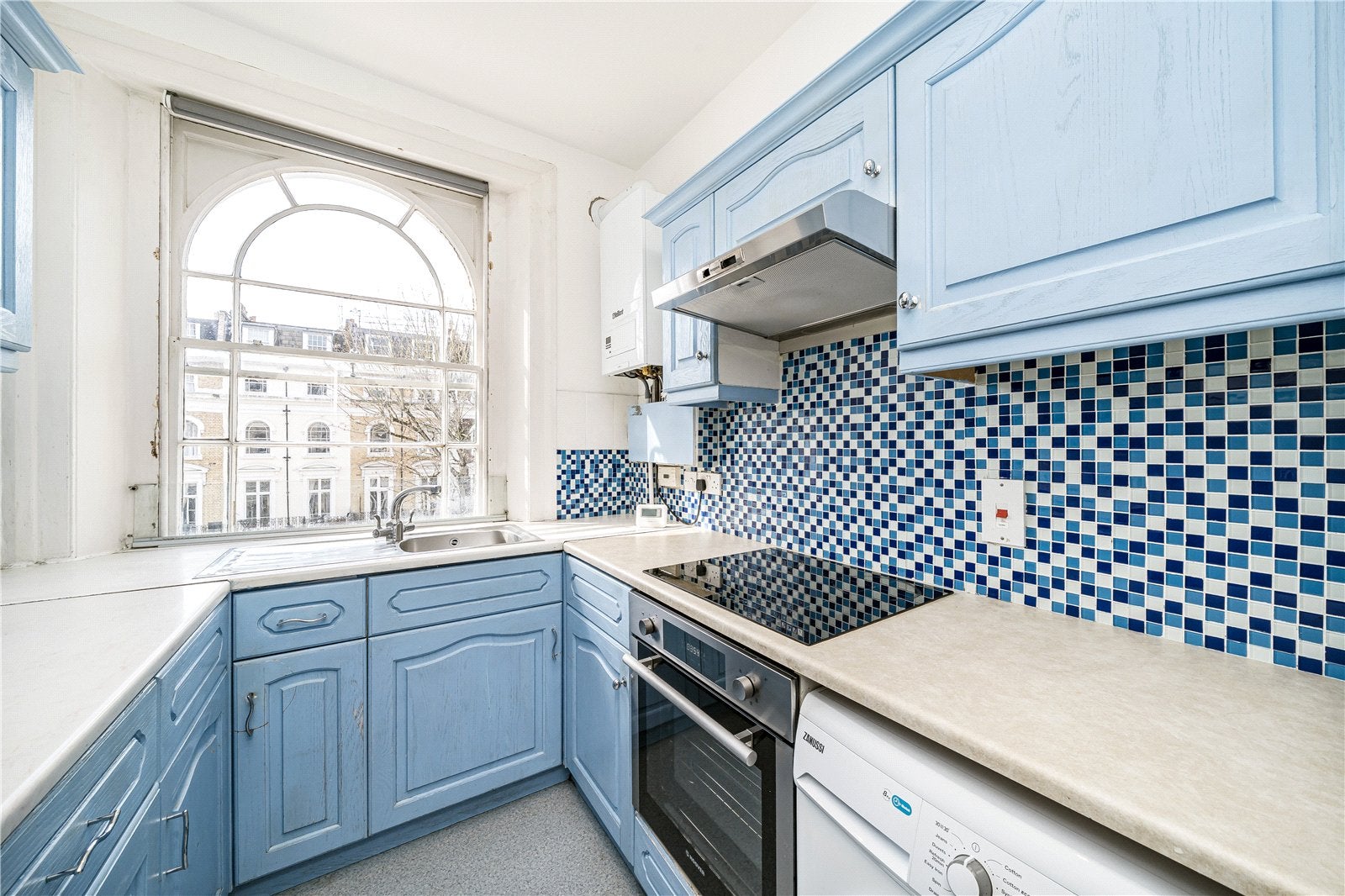 Flat Inverness Terrace in City of Westminster