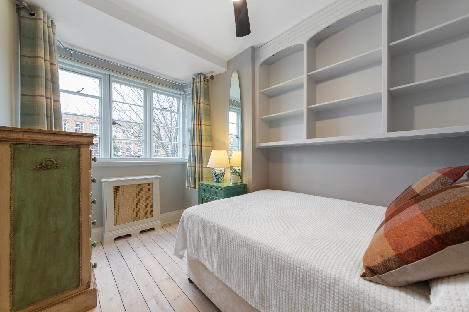 Flat Logan Place in Greater London
