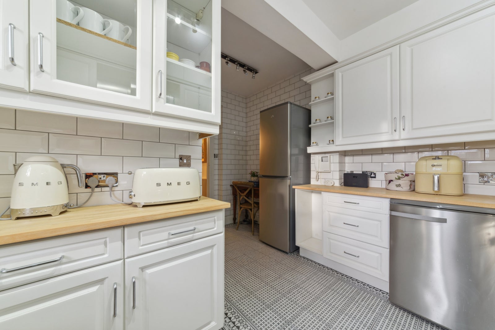 Flat Logan Place in Greater London