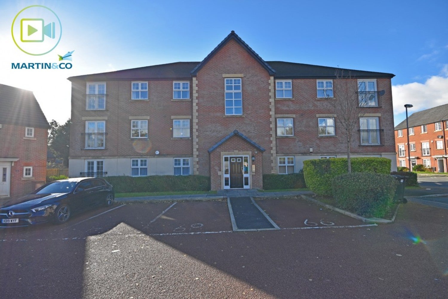 Flat Newbold Hall Drive in Rochdale