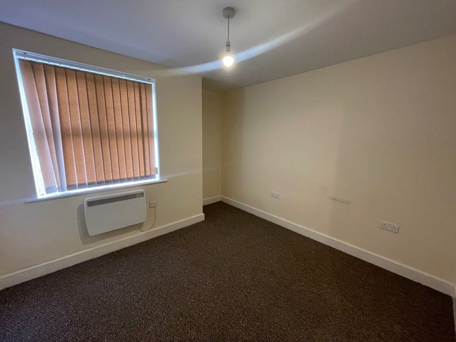 Flat Newbold Hall Drive in Rochdale