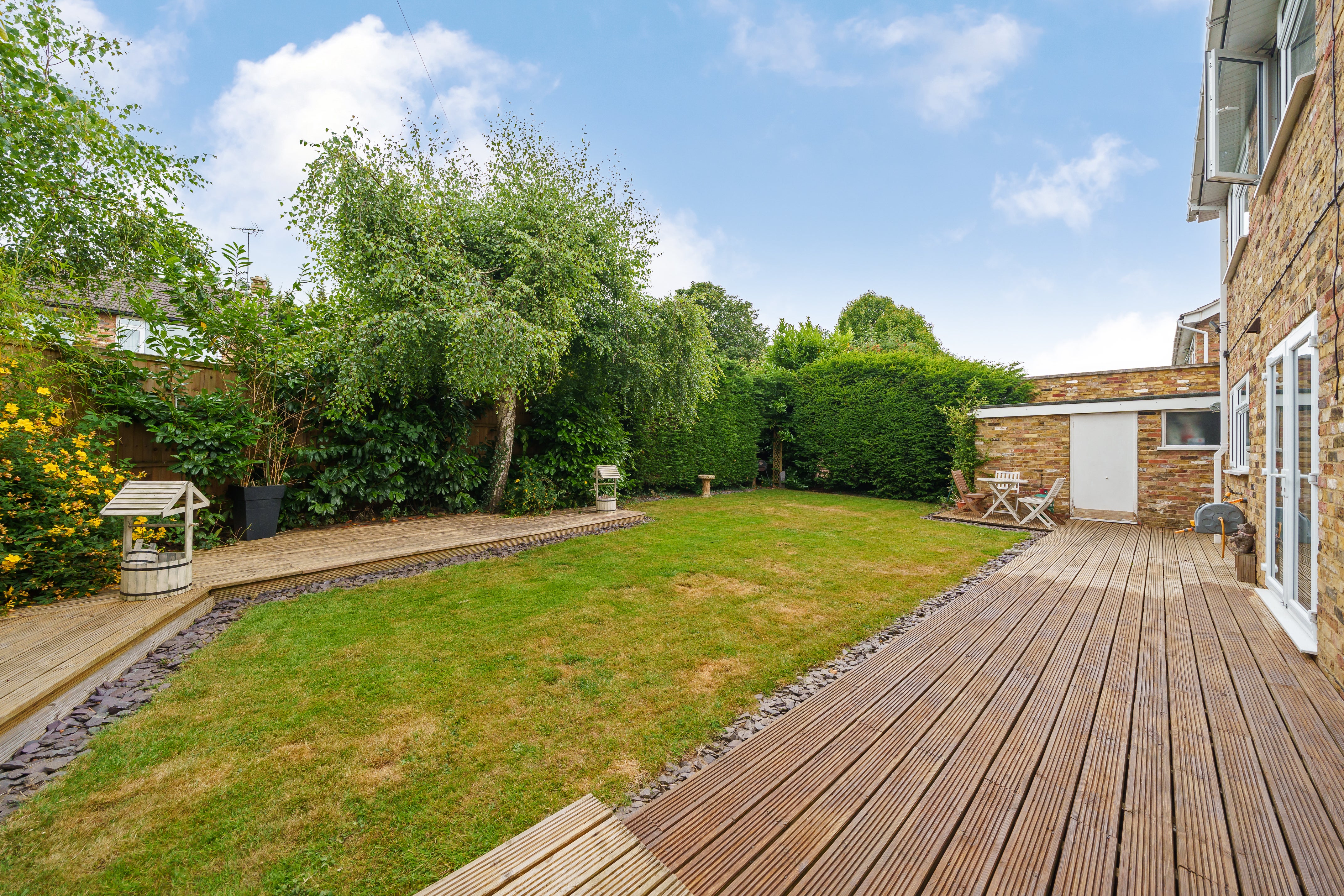 House Milverton Close in Maidenhead