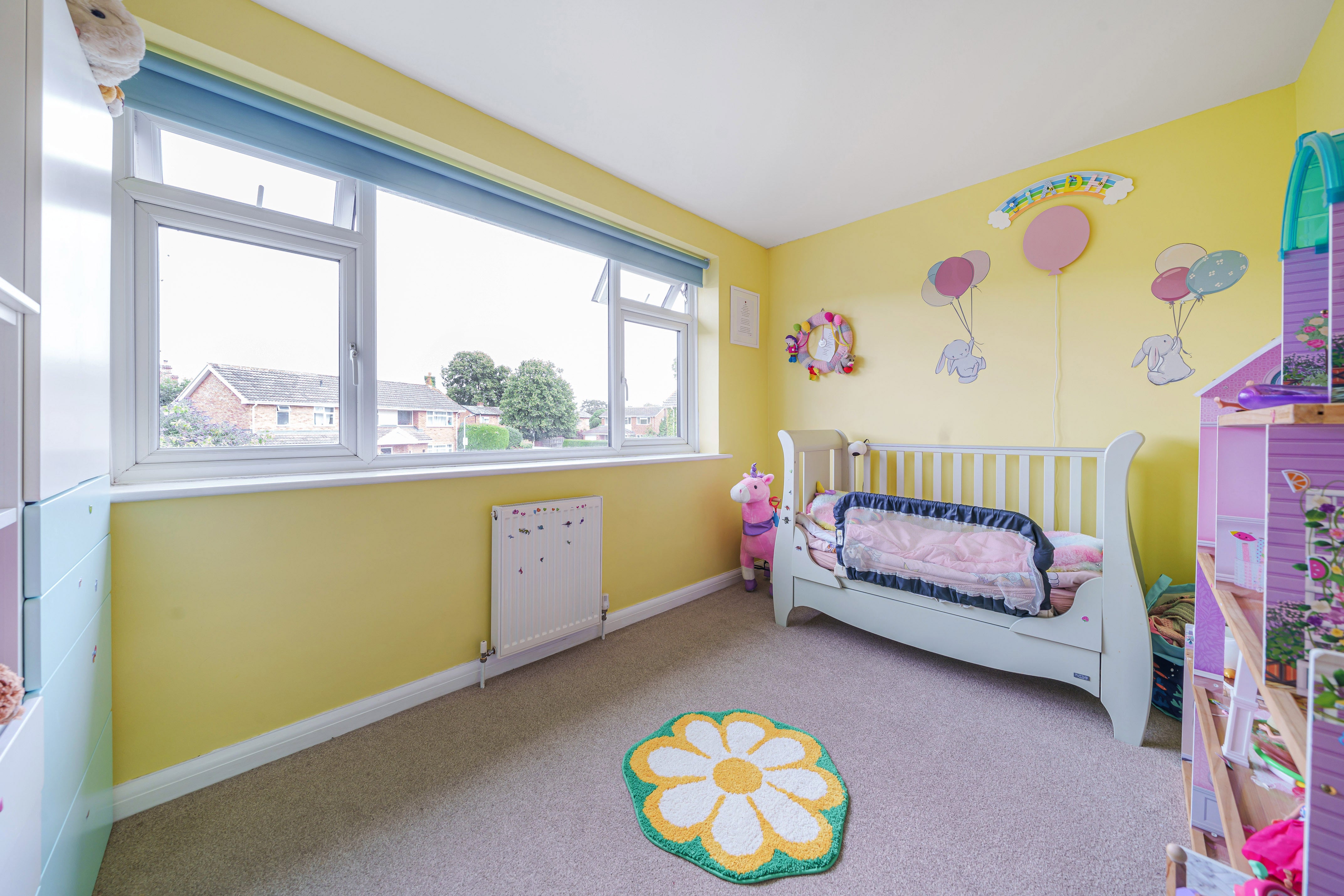 House Milverton Close in Maidenhead