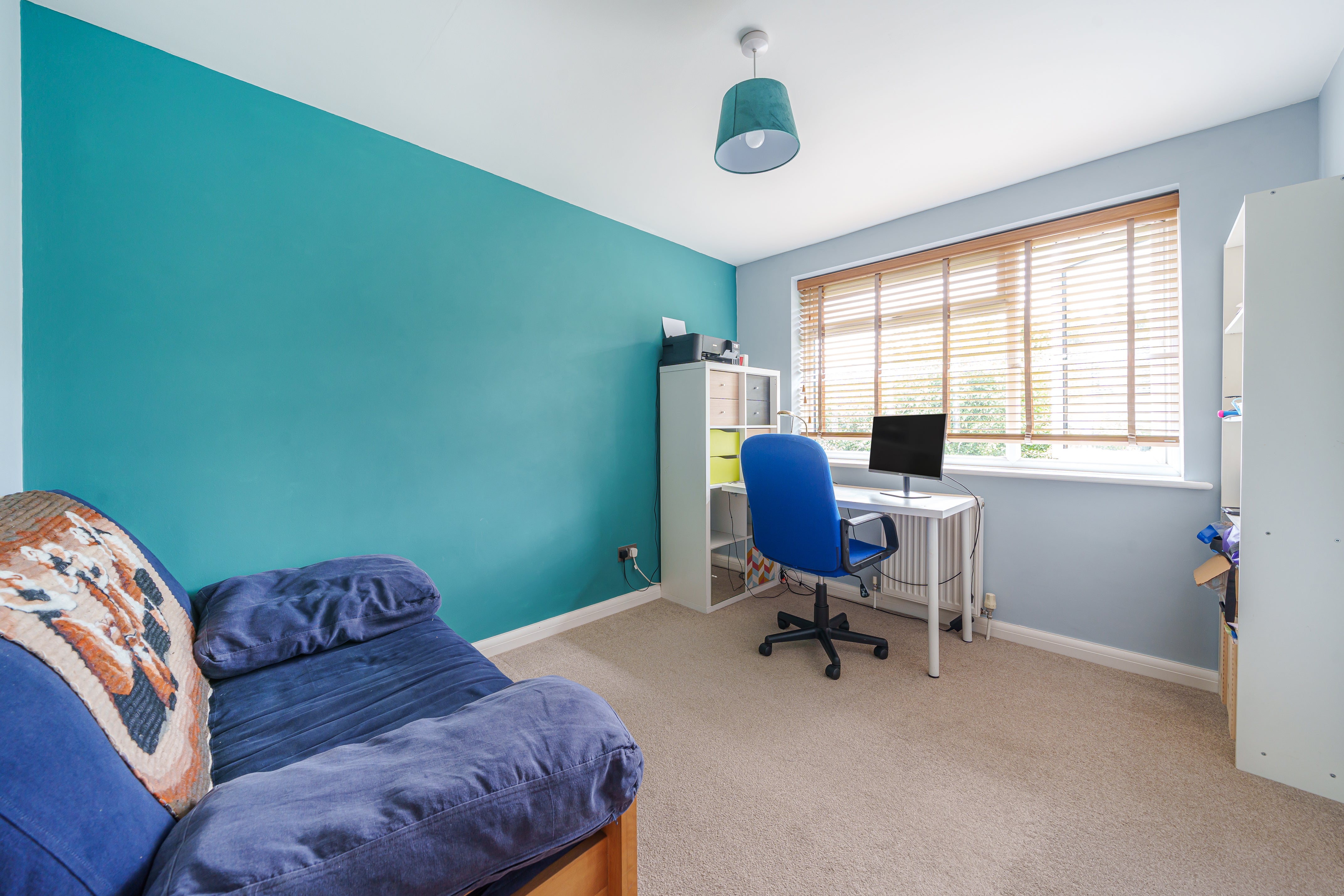 House Milverton Close in Maidenhead