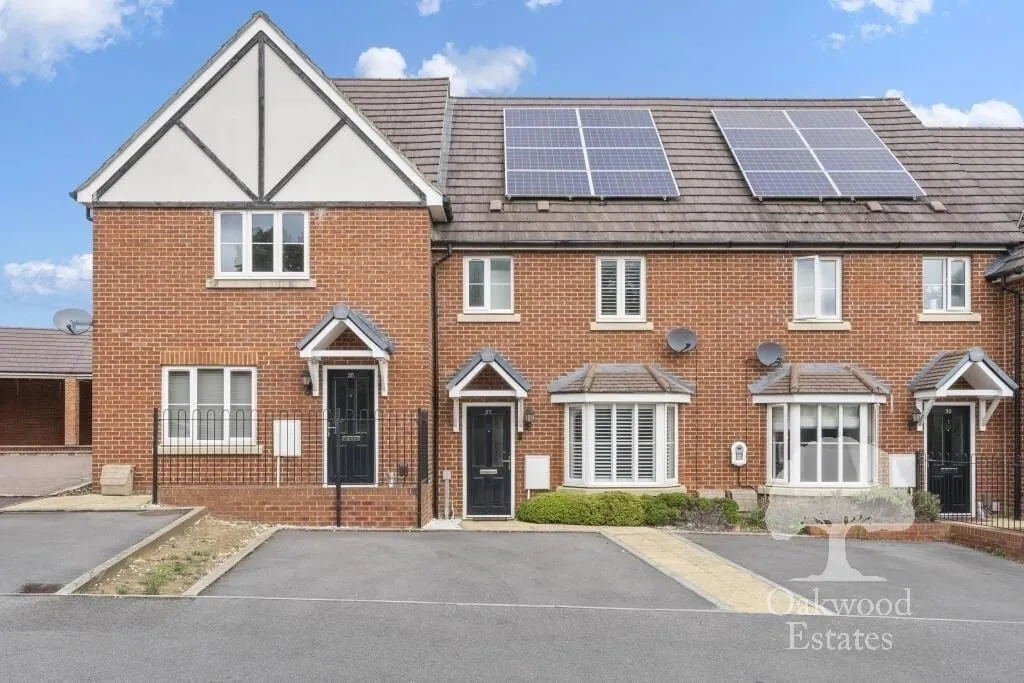 House Grange Road in Chalfont St Peter